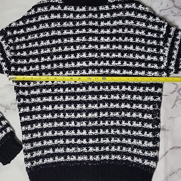 Ann Taylor Black & White Textured Cardigan - Picture 5 of 5